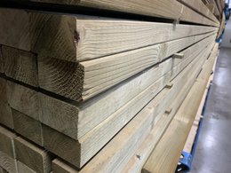 constructie balkhout vuren gewolmaniseerd