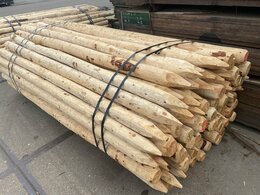 Vuren ronden palen geschild