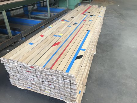 gymzaalvloer 18x57 mm essenhout sportvloer 