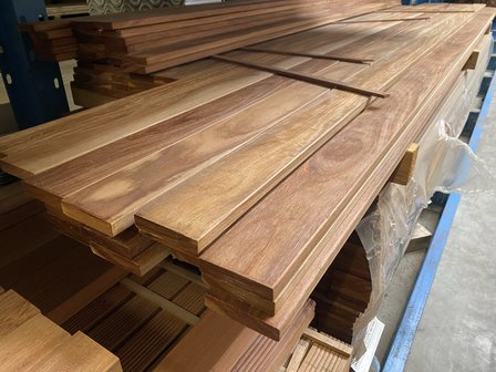 18x90 mm hardhout geschaafde planken
