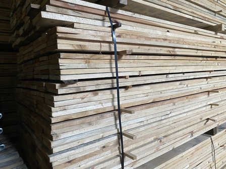 22x140 mm vuren houten plank fijn bezaagd 295 cm lang