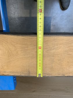 Oude eikenhouten gedroogde balken  50x130+-  320cm