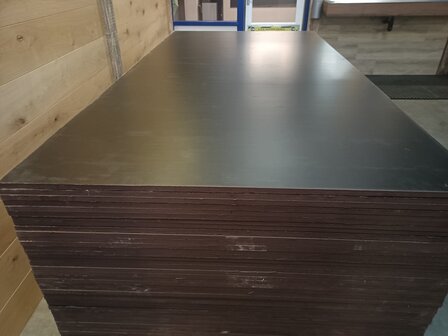 18 MM BETONPLEX 11 LAAGS populier 125x250cm