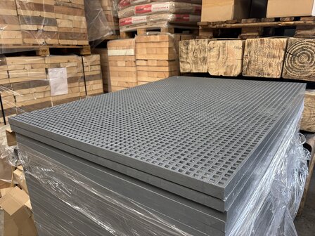 Kunststof rooster 30x1010x1405 grijs met antisliplaag
