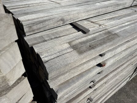 5x5x180 CM Gebruikt azobe FSC recycle 