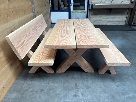 6 CM Douglas kruispoot tafel met bank met en zonder rugleuning  300 CM