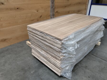 19 MM EIKENMEUBELPANEEL 600X1400MM