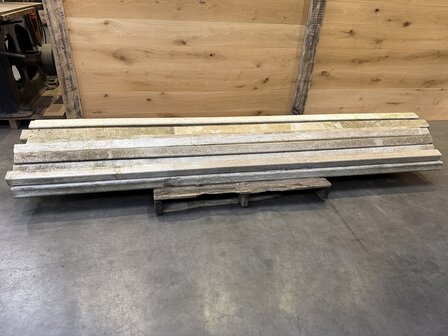 Gebruikte betonnen palen +/- 300CM 
