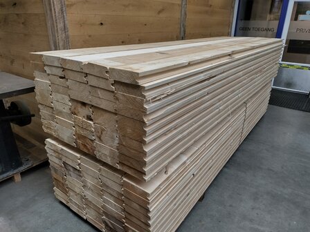 6x20cm vuren damwand gebruikt 360cm 