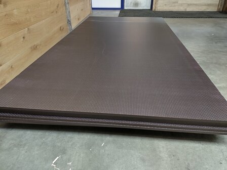 Berken betonplex 15mm 125x250cm Antislip hexa