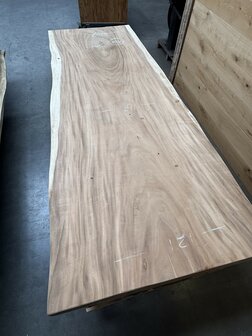 Suar boomstam tafelblad A15 100 x 300cm , unieke en massieve tafelblad