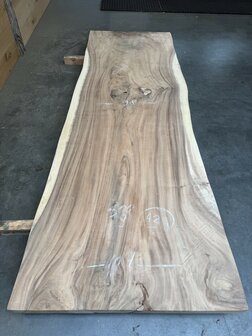 Suar boomstam tafelblad A10 100 x 300cm , unieke en massieve tafelblad