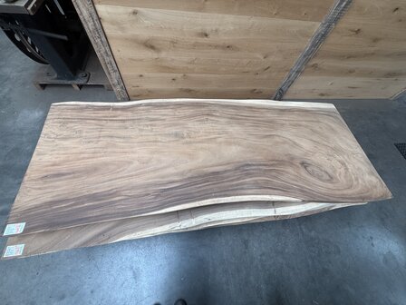 Suar boomstam tafelblad I5 90x250cm , unieke en massieve tafelblad
