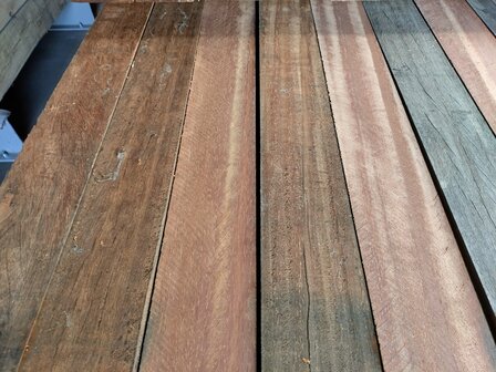 50x100 mm hardhout fijn bezaagd 600cm