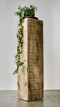 Sydney Post 120cm