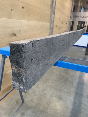 Oude eikenhouten gedroogde balken  45x140+-  300cm