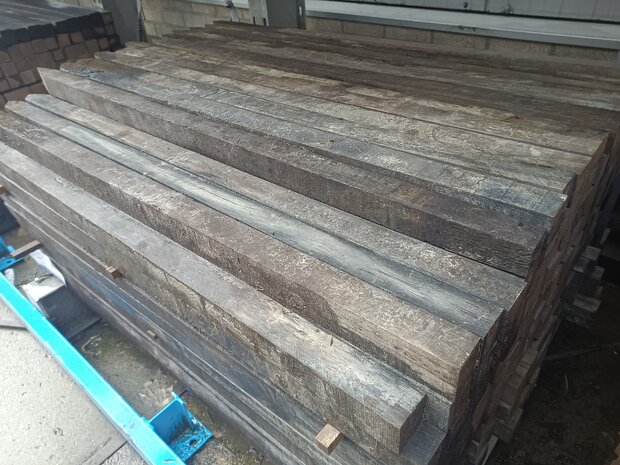 60X60MM-CIRCULAIR-HARD-HOUT-1.50M