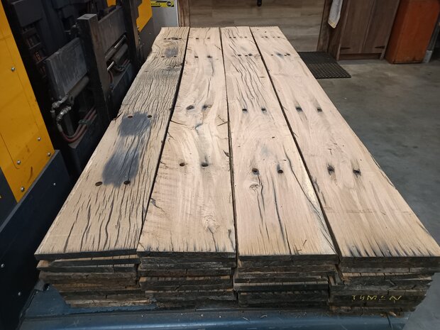 20X250 MM EIKENHOUTEN SPOORPLANKEN 260 CM LENGTE