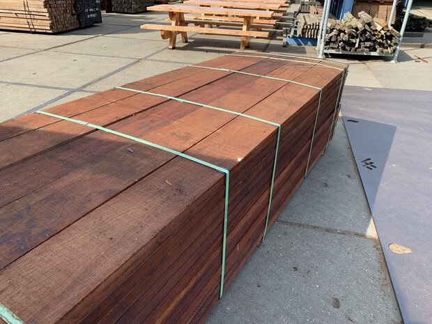 50x200 mm hardhout fijn bezaagd 500cm