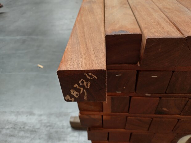 68x68mm 200cm geschaafd 