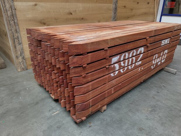 68x68mm 200cm geschaafd 