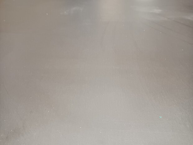 BETONPLEX 15MM EUCALYPTUS 153X305 CM VLAK
