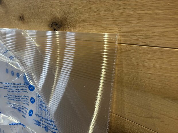 Polycarbonaat 10 mm Helder lichtplaat 105x300 CM