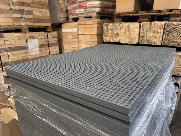 Kunststof rooster 30x1010x1405 grijs met antisliplaag