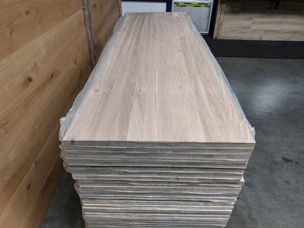 19 MM EIKENMEUBELPANEEL 600x2200MM
