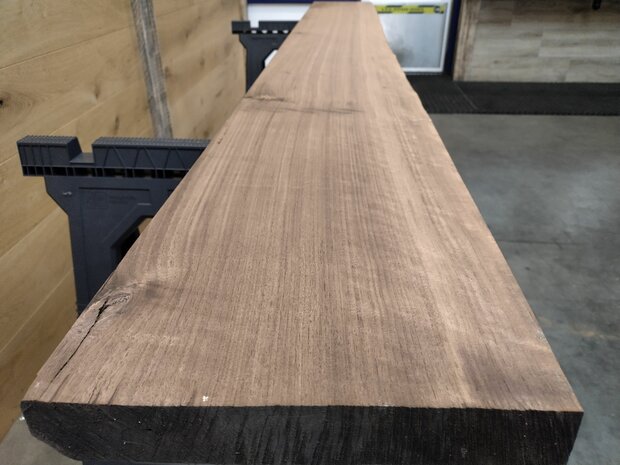 Amerikaans noten 17-19cm 250cm 1 rechte zijde