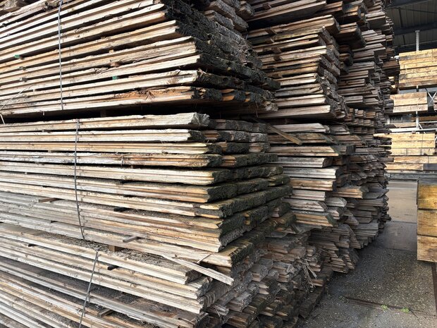 7 CM damwand vuren gebruikt 600 CM lang FSC