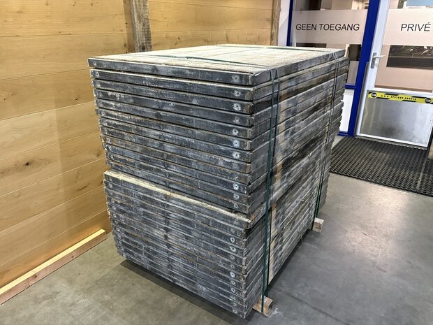 Grenen steenschot 5x95x140 cm &ndash; Gebruikt &ndash; Scherpe prijs &ndash; Grote voorraad