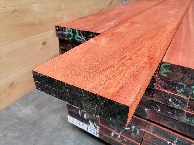 45x190mm Padouk 395cm