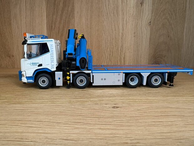 WSI Daf xd 4 asser met laadbak en palfinger kraan 1:50