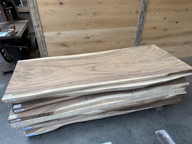 Suar boomstam tafelblad I7 90x250cm , unieke en massieve tafelblad