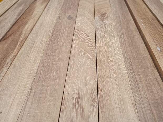 45x70mm 140cm Iroko 