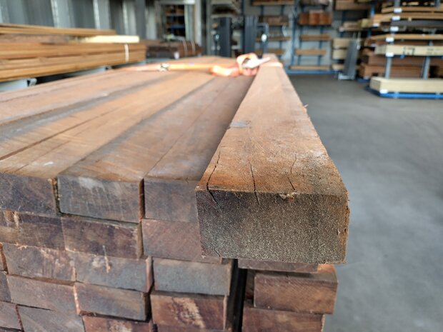50x100 mm hardhout fijn bezaagd 600cm