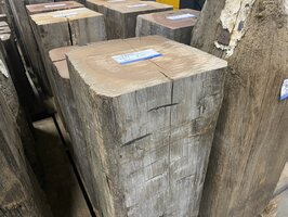 Hardhouten gebruikte meerpaal sokkel 40x40cm diverse hoogtes  