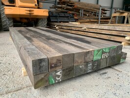 10x10 cm hardhout gebruikte palen 440 CM - 120392