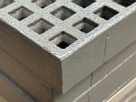 Kunststof rooster 30x1010x1405 grijs met antisliplaag