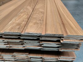 18x130 mm 425 cm Halfhouts Ayous Rabat – Duurzaam en Strak Gevelhout voor Buitenbekleding