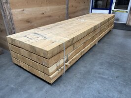 120x120mm x 500 cm fijnbezaagde eikenhouten palen