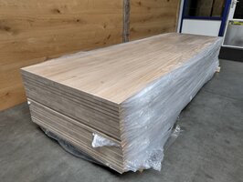20 MM EIKENMEUBELPANEEL 850X2800MM